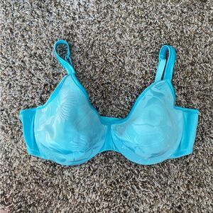 Victoria's Secret Early 2000s Full Coverage Lightly Lined Floral Underwire Bra